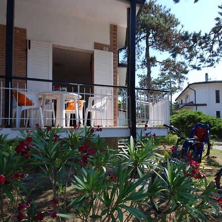 Villaggio Alex Lignano Sabbiadoro Kültér fotó