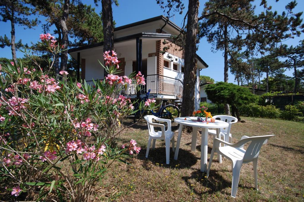 Villaggio Alex Lignano Sabbiadoro Kültér fotó